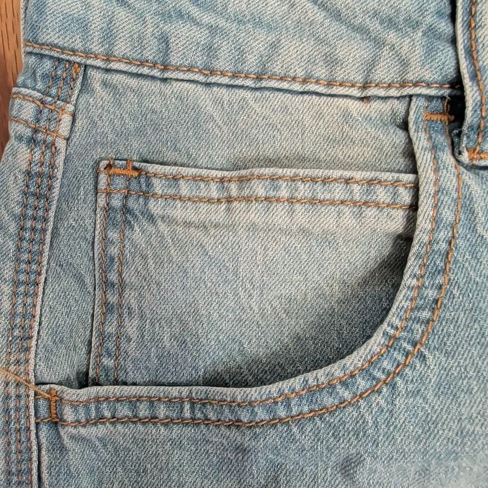 NO Boundaries Jeans Women’s Size 16 Light Enzyme W Tint Denim Wide Leg Zip NEW